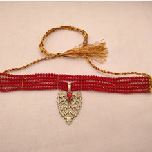 Load image into Gallery viewer, Tribal Beaded Necklace With Dangling Motif
