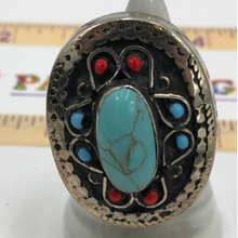 Load image into Gallery viewer, Turquoise Stone Ethnic Ring
