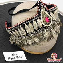 Load image into Gallery viewer, Matha Patti With Pink Glass Teardrop Centre

