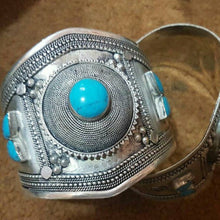 Load image into Gallery viewer, Afghan Kuchi Cuff With Stones
