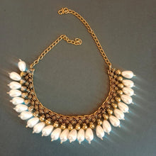 Load image into Gallery viewer, Statement Collar Choker Necklace With Pearls
