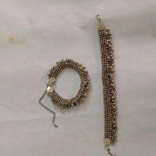Load image into Gallery viewer, Tribal Silver Kuchi Pair Anklet
