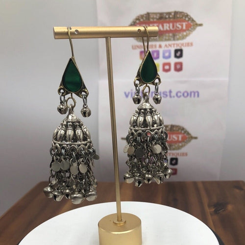 Vintage  Fashionable Green and Silver Earrings