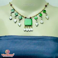 Load image into Gallery viewer, Green and White Stone Necklace
