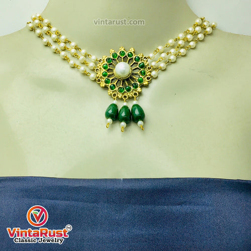 Green Stone and White Pearls Jewelry Set