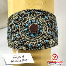 Load image into Gallery viewer, Gypsy Kuchi Bracelet With Beaded Stones
