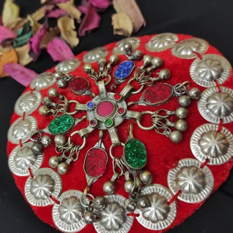 Handmade Red Ertugrul Inspired Hair Clip – Vintarust