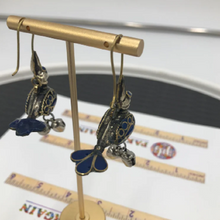 Load image into Gallery viewer, Tribal Vintage Dangling Bird Earring
