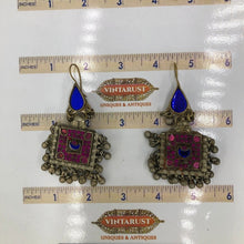 Load image into Gallery viewer, Ethnic Stone Square Shaped Earrings With Small Bells
