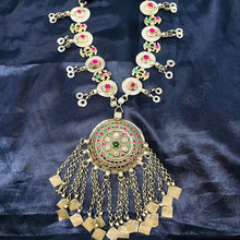 Load image into Gallery viewer, Vintage Pendant Necklace With Glass Stones and Tassels
