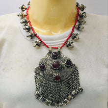Load image into Gallery viewer, Beaded Chain Necklace With Silver Massive Pendant and Turkman Buttons
