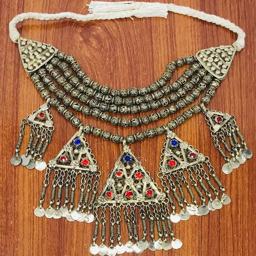 Beaded Layered Choker Necklace With Pendants And Glass Stones