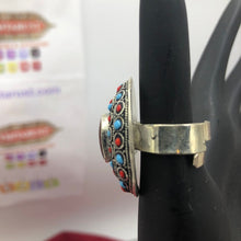 Load image into Gallery viewer, Kuchi Ring with Red and Turquoise Beads
