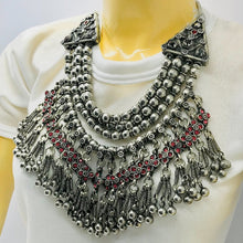 Load image into Gallery viewer, Vintage Beaded Layered Choker Necklace With Red Glass Stones
