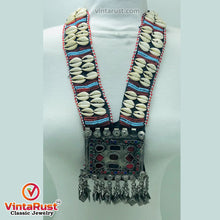 Load image into Gallery viewer, Long Straps Pendant Necklace With Shells and Beads

