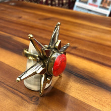 Load image into Gallery viewer, Vintage Red Stone Star Ring
