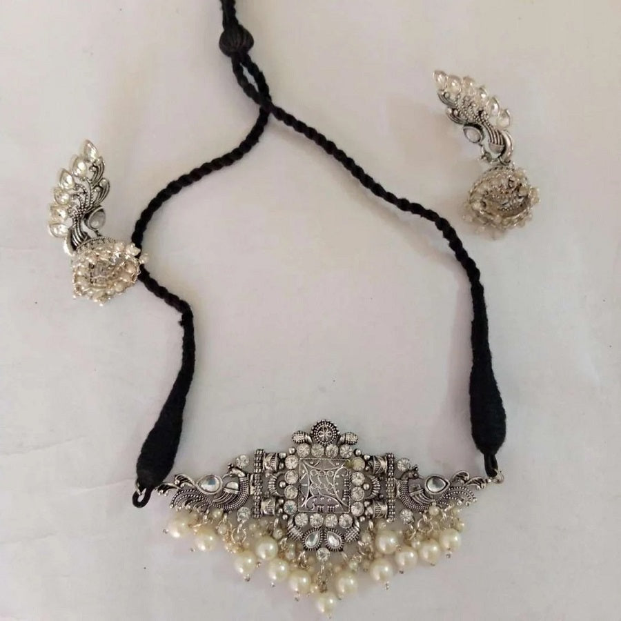 Tribal Silver Jewelry Set With Pearls