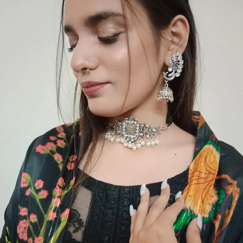 Tribal Silver Jewelry Set With Pearls