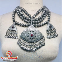 Load image into Gallery viewer, Silver Kuchi Multilayer Beaded Necklace With Dangling Pendants
