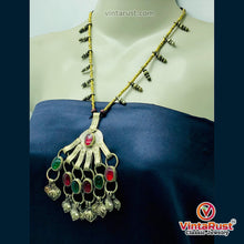 Load image into Gallery viewer, Tribal Big Pendant Necklace With Glass Stones
