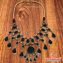 Load image into Gallery viewer, Tribal Black Stones Necklace With Earrings
