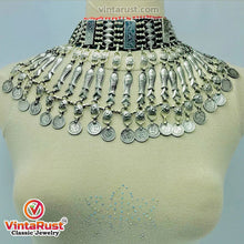 Load image into Gallery viewer, Tribal Choker Necklace With Fish Motifs
