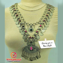 Load image into Gallery viewer, Tribal Pendant Necklace With Pink Glass Stones
