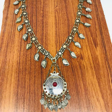 Load image into Gallery viewer, Turkman Pendant Necklace With Leaf Metal Frill
