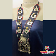 Load image into Gallery viewer, Turkmen Big Pendant Style Necklace
