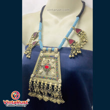 Load image into Gallery viewer, Turquoise Beaded Chain Pendant Necklace
