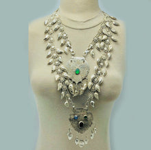 Load image into Gallery viewer, Vintage Bib Necklace
