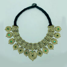Load image into Gallery viewer, Vintage Multilayers Choker Necklace
