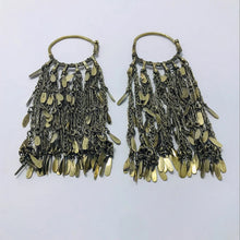 Load image into Gallery viewer, Vintage Silver Kuchi Earrings
